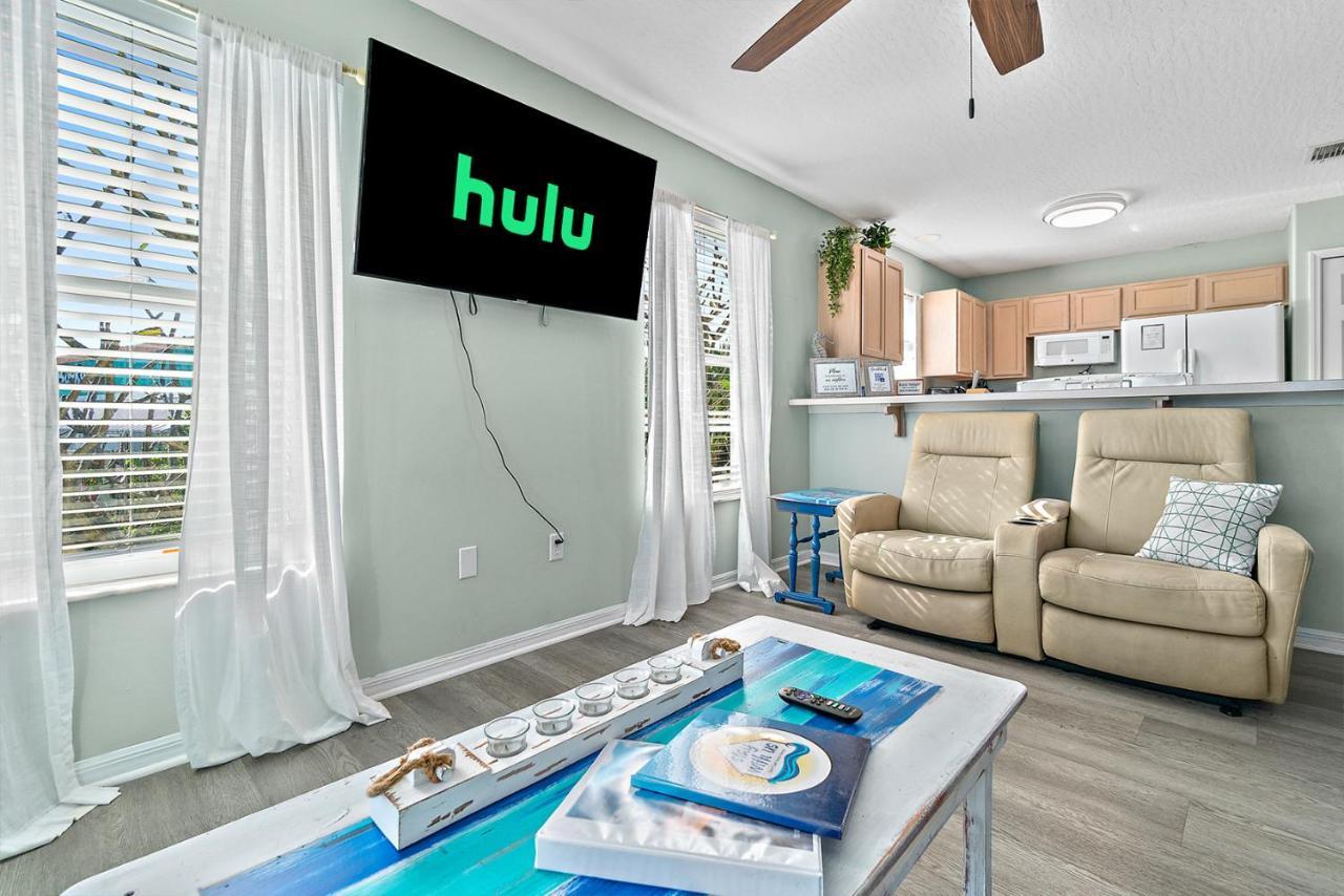 Surfside Paradise Retreat - 3Br And 2Ba Duplex, Grill, Dog Friendly - Close To The Beach! Melbourne Esterno foto