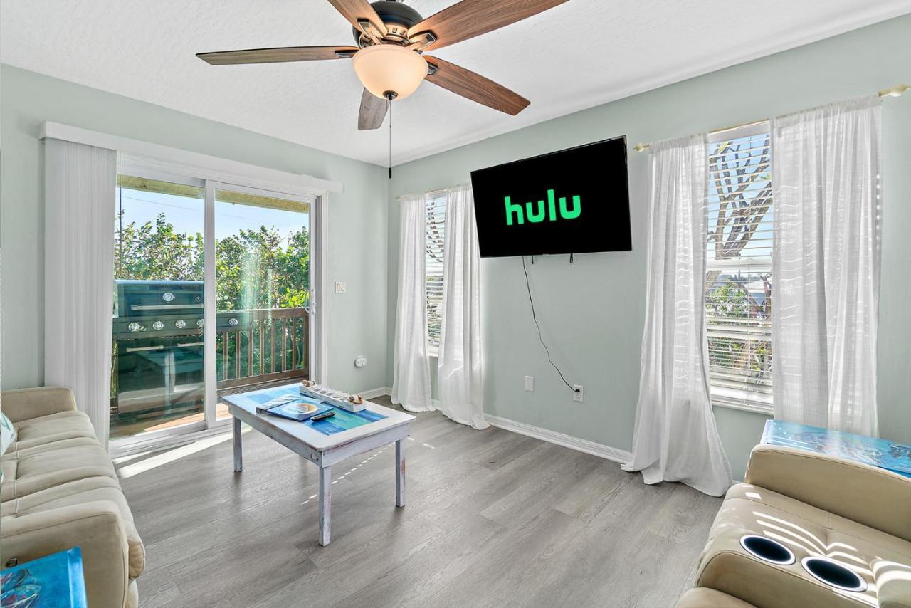 Surfside Paradise Retreat - 3Br And 2Ba Duplex, Grill, Dog Friendly - Close To The Beach! Melbourne Esterno foto