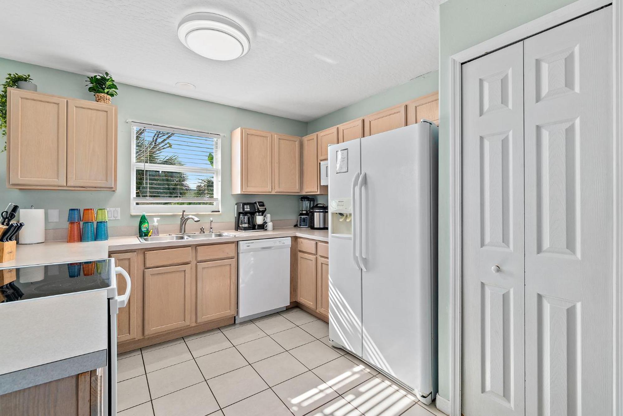 Surfside Paradise Retreat - 3Br And 2Ba Duplex, Grill, Dog Friendly - Close To The Beach! Melbourne Esterno foto