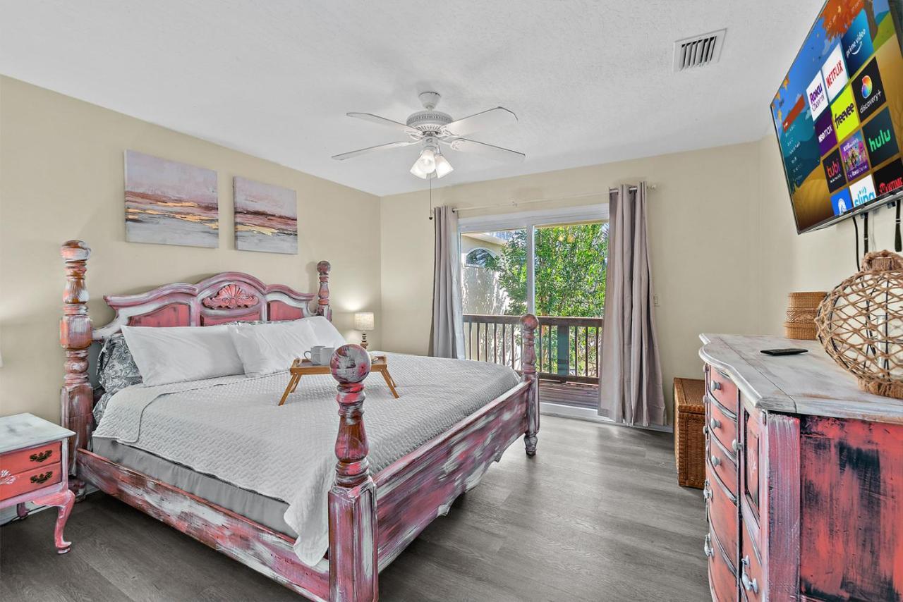 Surfside Paradise Retreat - 3Br And 2Ba Duplex, Grill, Dog Friendly - Close To The Beach! Melbourne Esterno foto